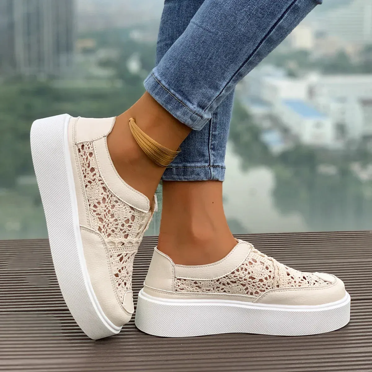 Aero - Lace Sneakers
