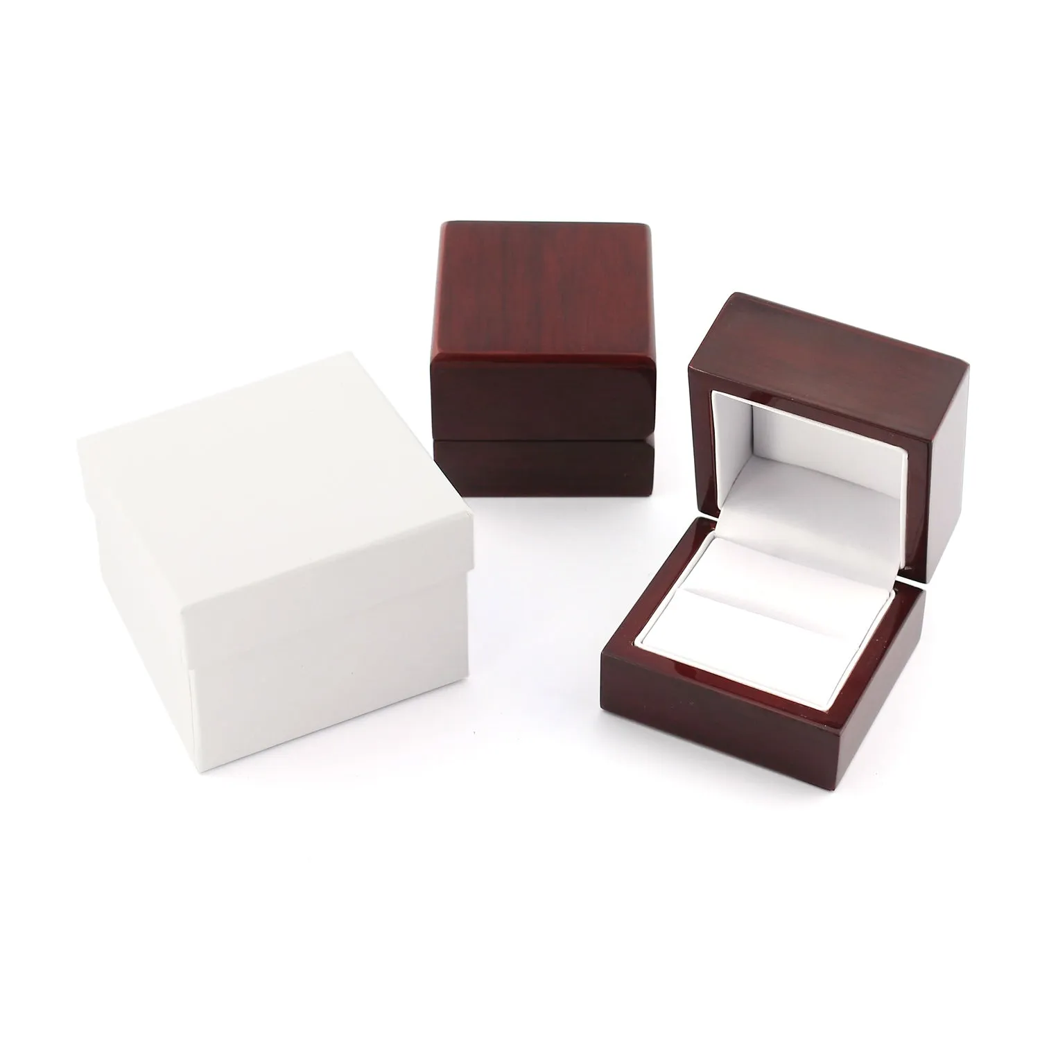 Benchmark 10k Yellow Gold 7mm Comfort-Fit Satin-Finish w/ High Polish Beveled Edge Band,(4-15)