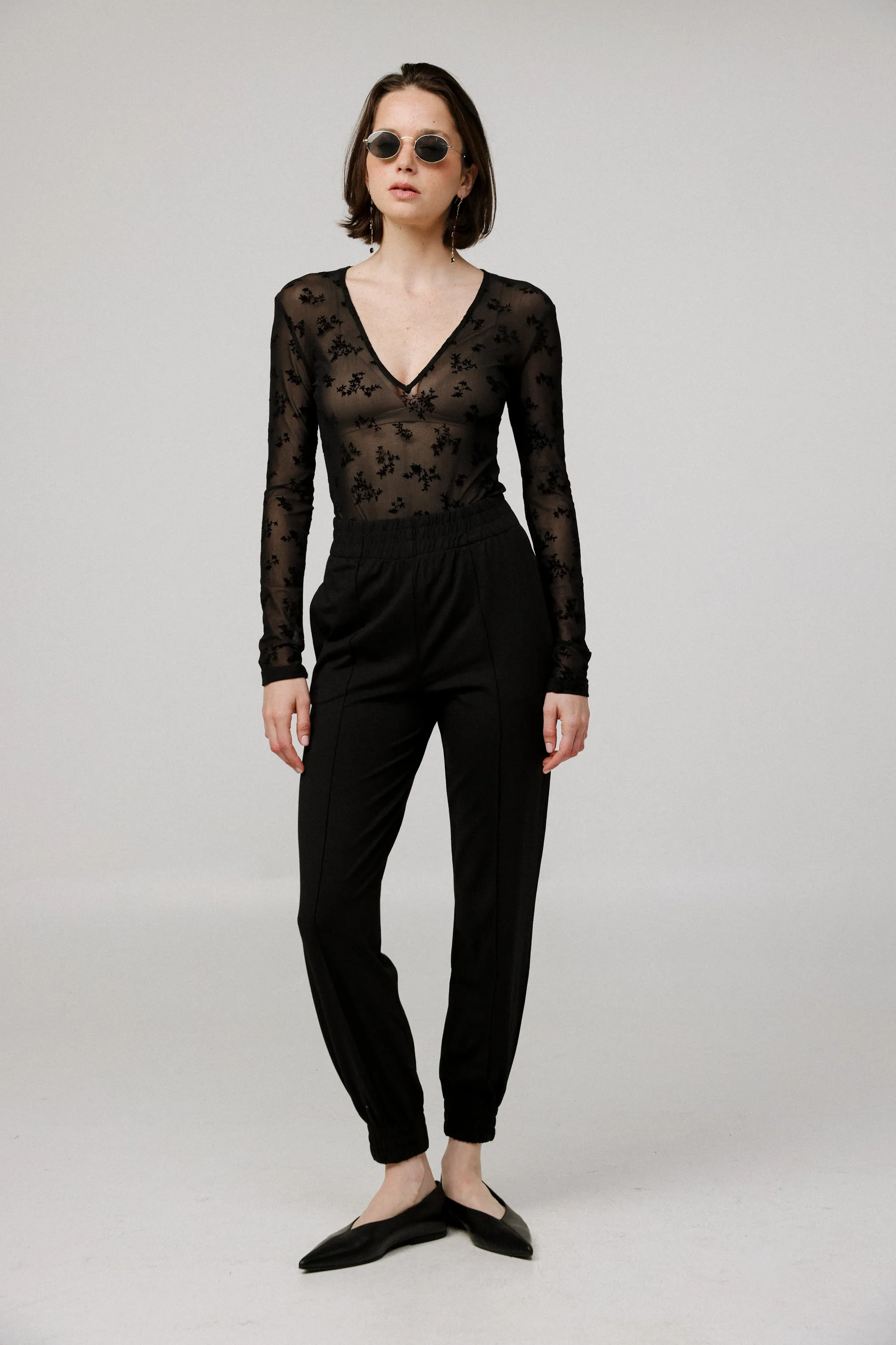 DNA No.26 Black Pointed Flats