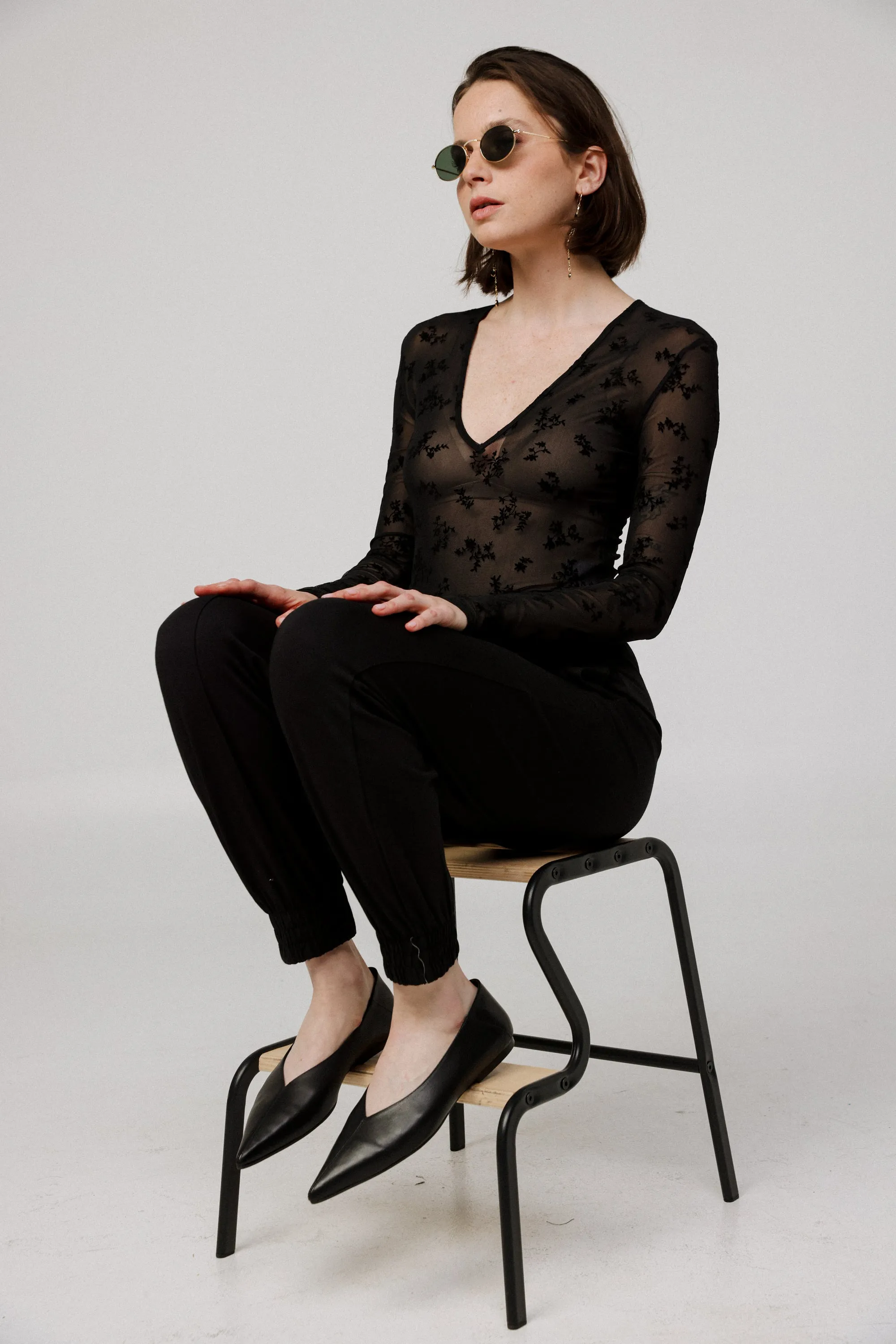 DNA No.26 Black Pointed Flats
