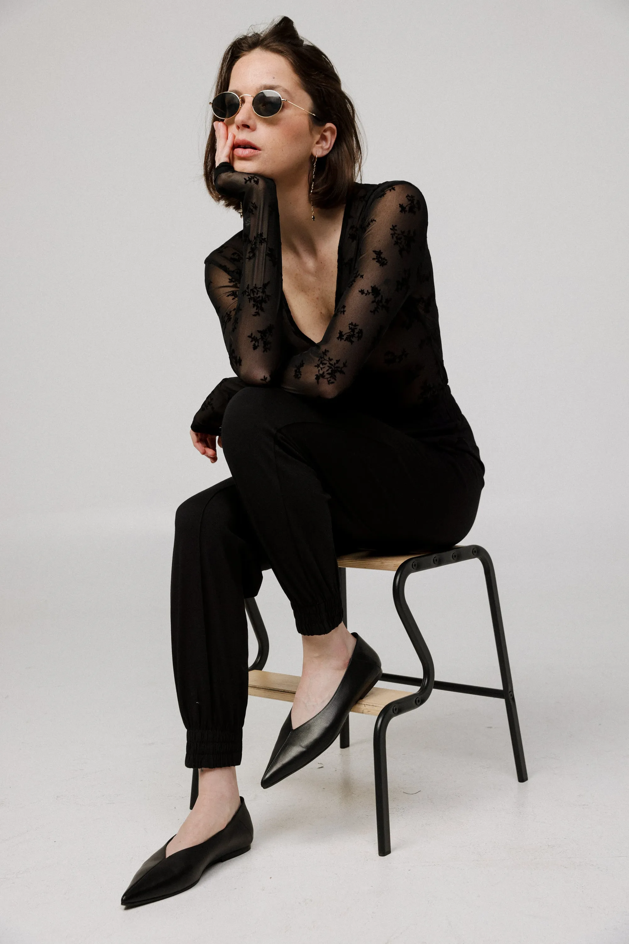 DNA No.26 Black Pointed Flats