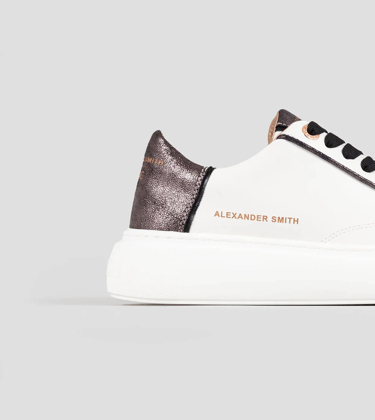 ECO GREENWICH WOMAN WHITE BLACK