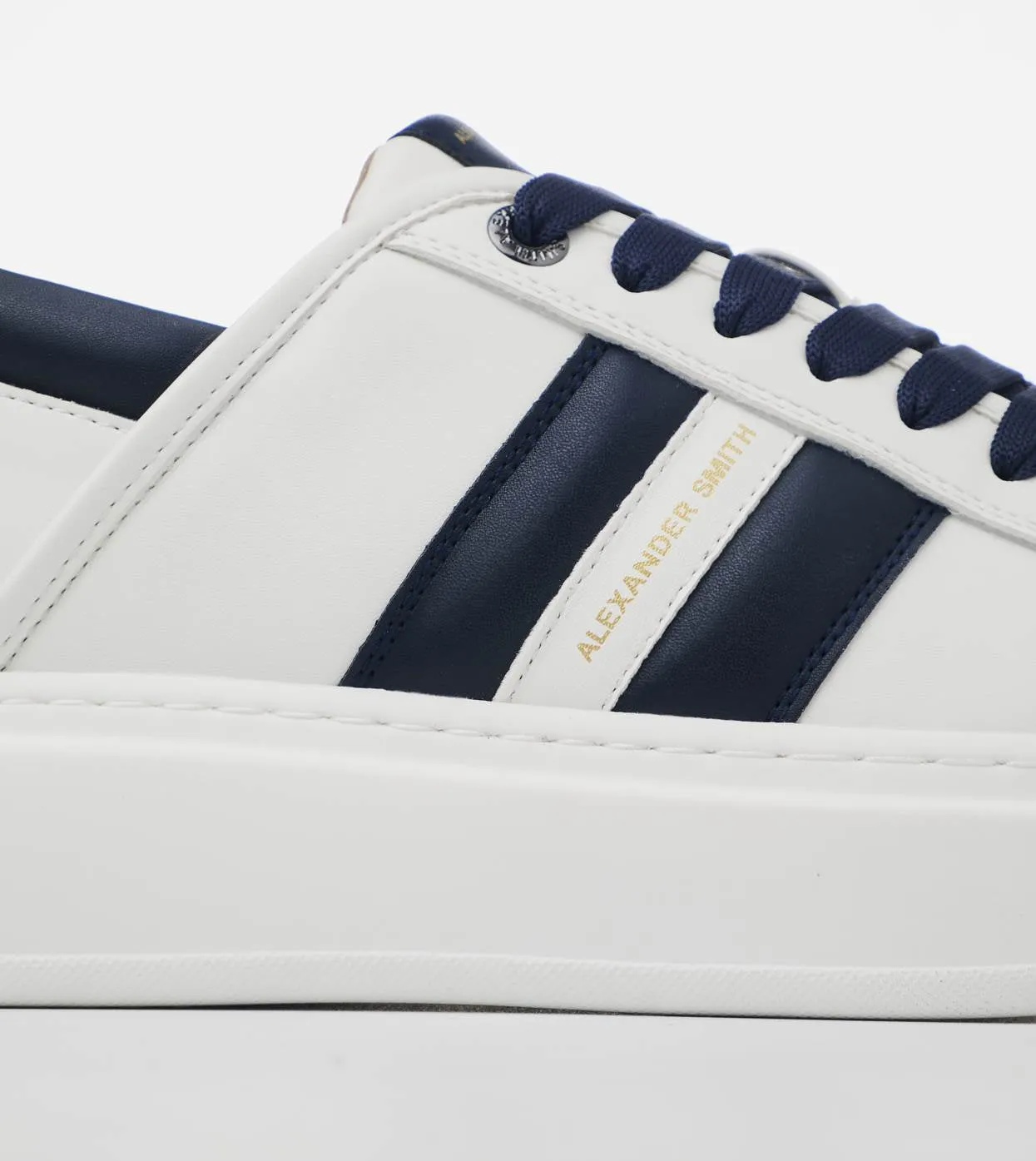 Eco Wembley Man White Blue