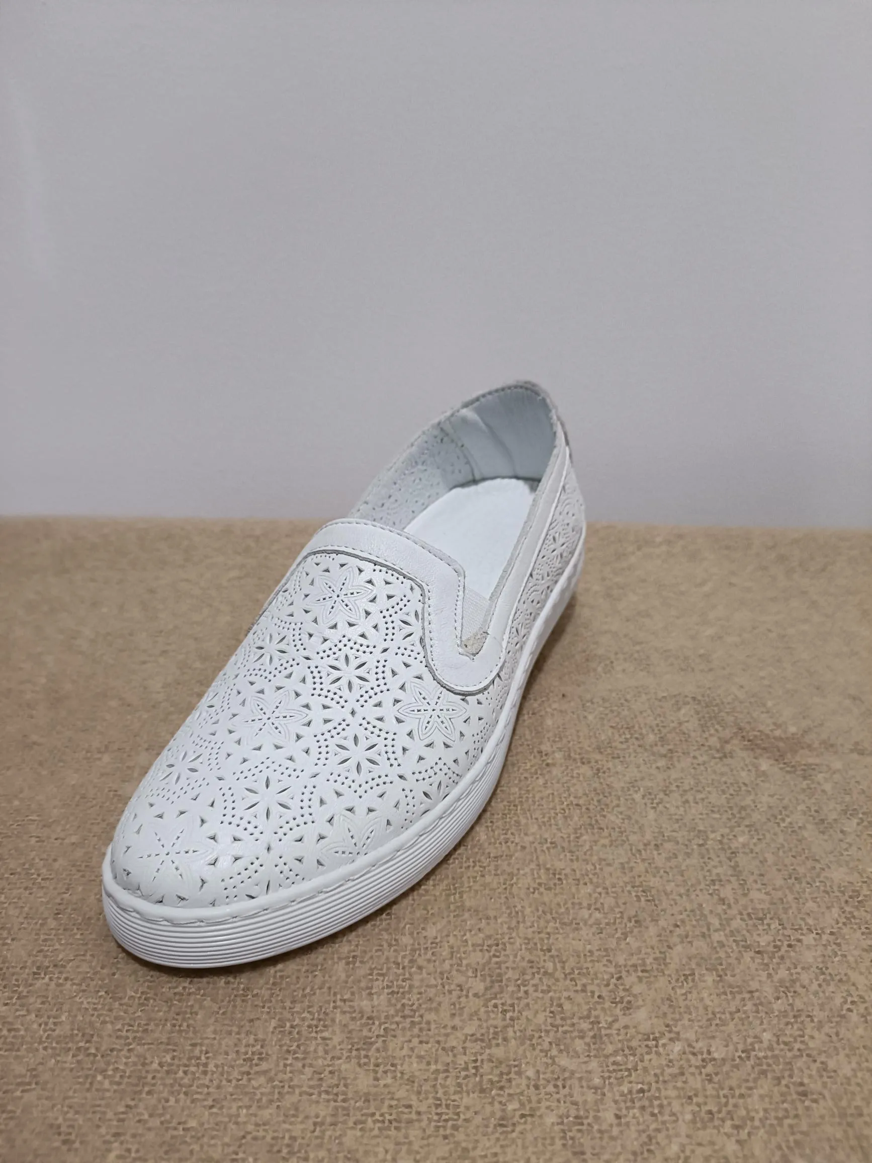 EG19 Cabello Shoe
