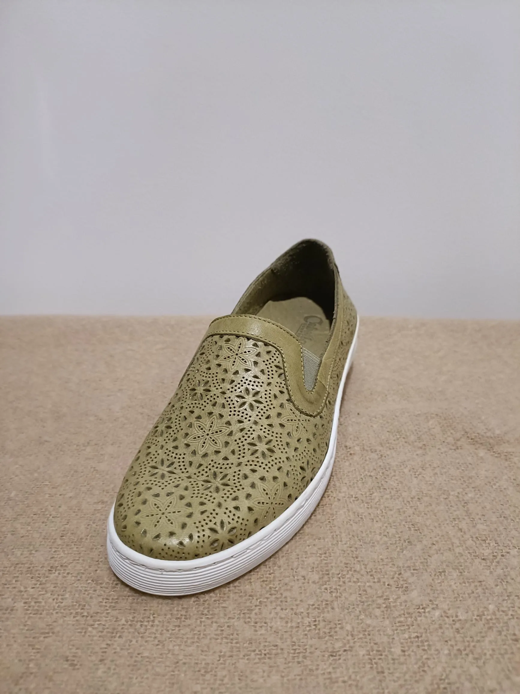 EG19 Cabello Shoe