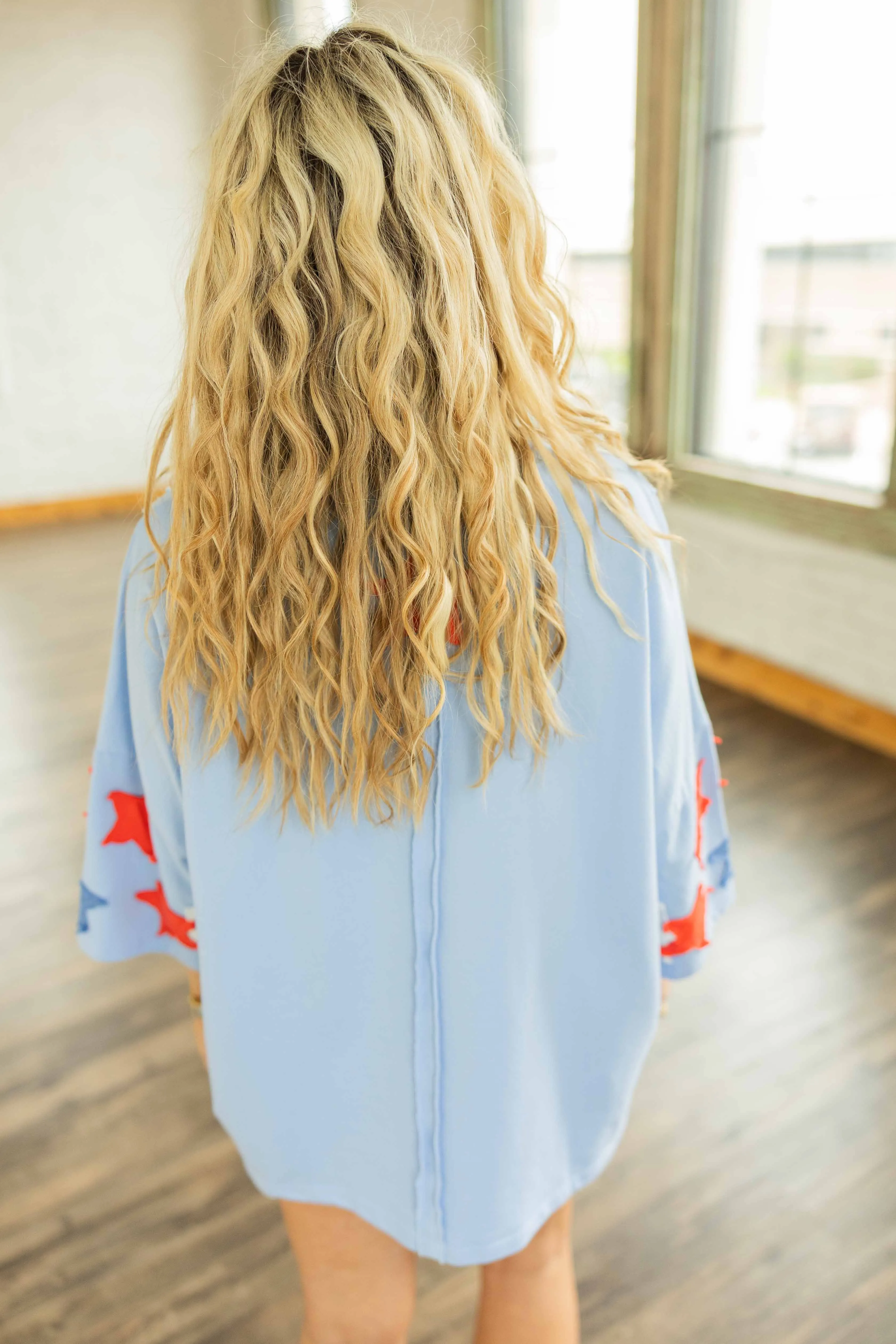 ELLE OVERSIZED STAR PATCH TOP