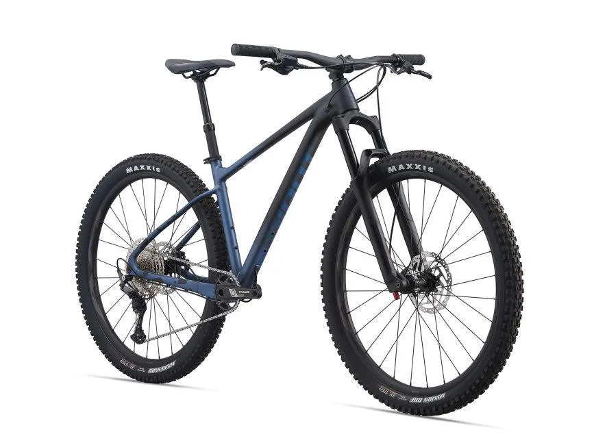 Giant Fathom 2 (Black/Blue Ashes)