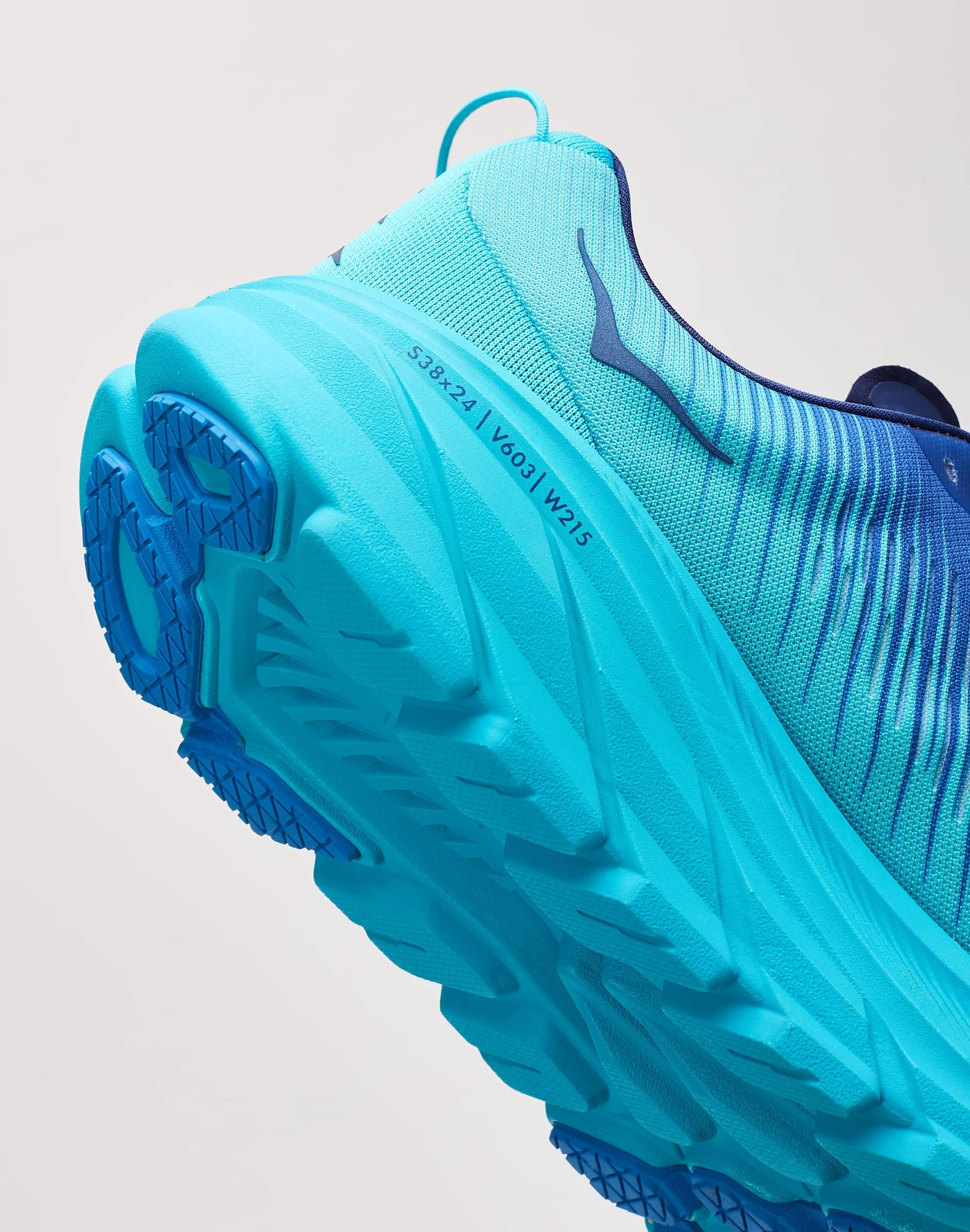 HOKA Rincon 3