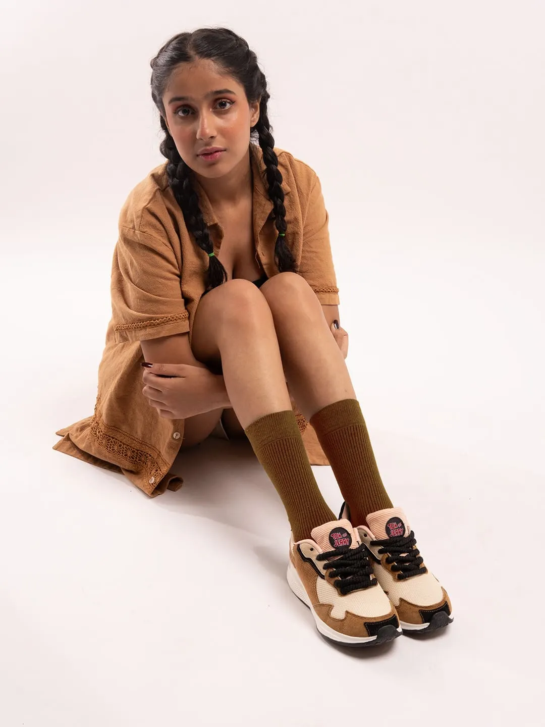 JERRY - Sneaky Sweet | Tom & Jerry x Bacca Bucci Women’s Sneakers