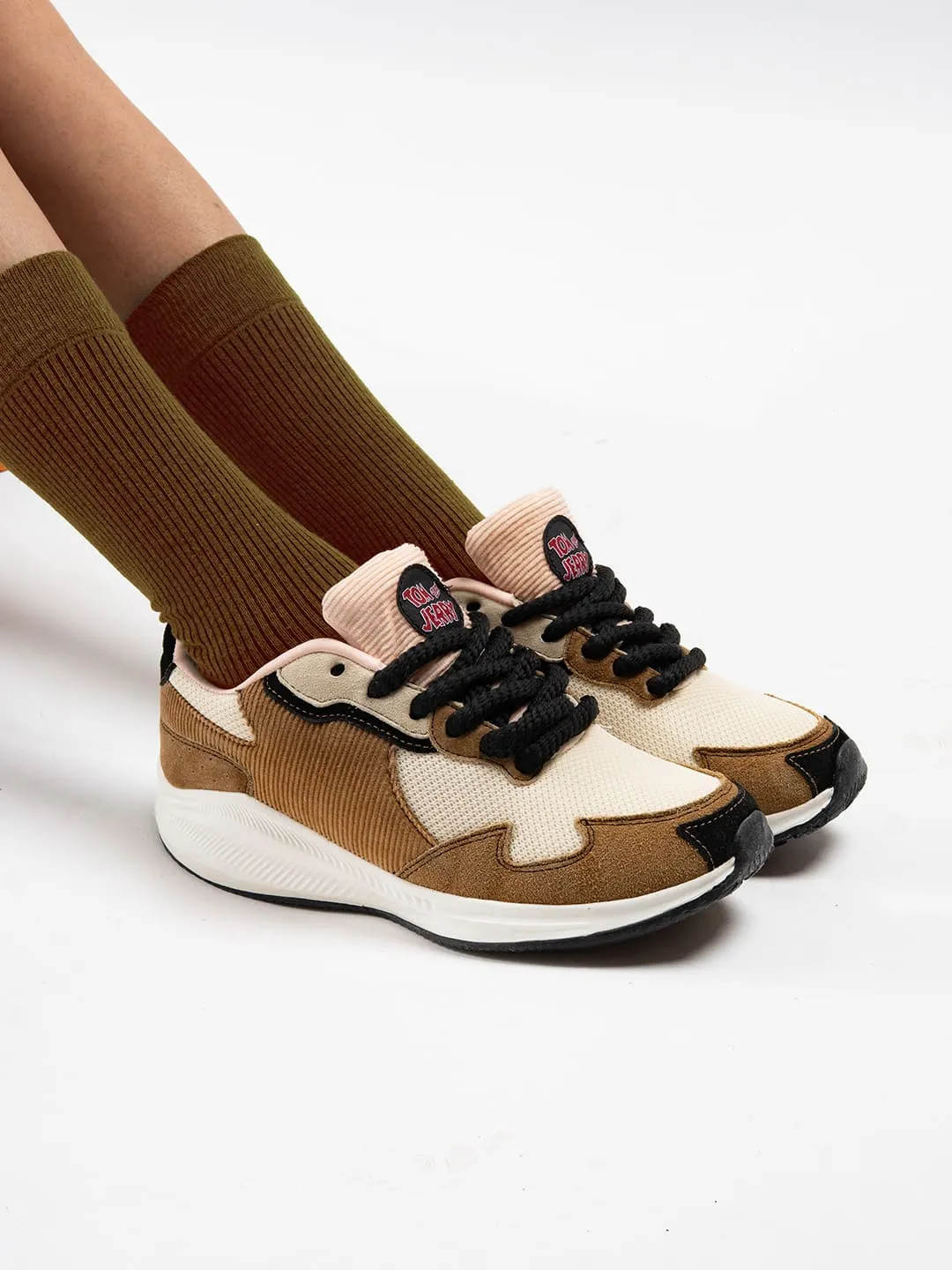 JERRY - Sneaky Sweet | Tom & Jerry x Bacca Bucci Women’s Sneakers