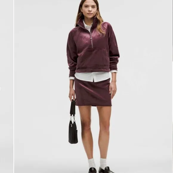 Lululemon Scuba High-Rise Mini Skirt *Velvet Garnet Sz M NWT