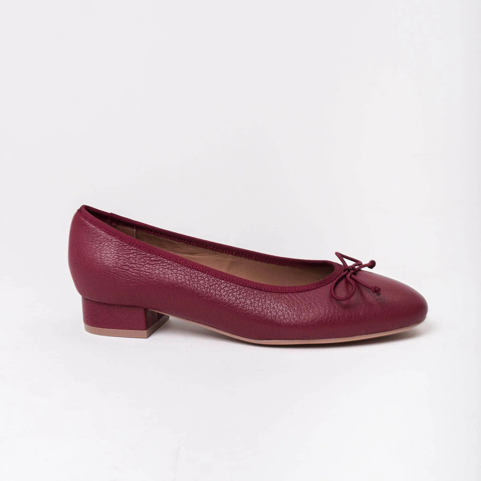 Majo Cherry - Genuine Leather