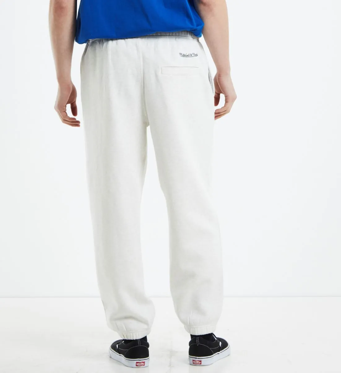 Mitchell & Ness NBA New York Knicks White Sweat Pants Size Medium (New)