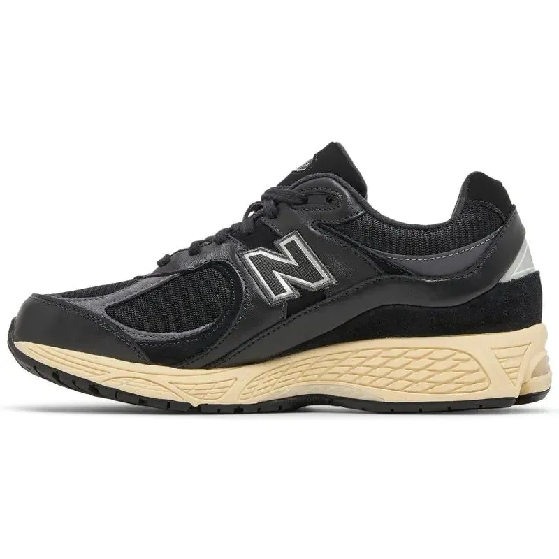 New Balance 2002R 'Black Vintage'