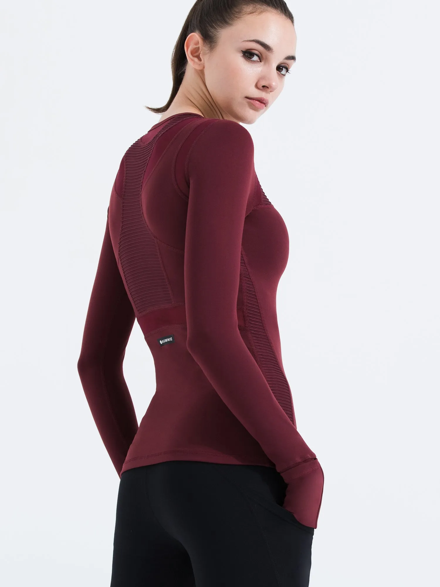 SHAPED PANEL TEE, BORDEAUX