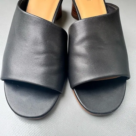 Soludos Milan Mule
