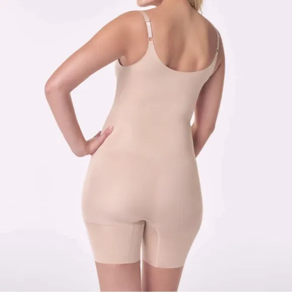 SPANX SPANXsculpt OnCore Open-Bust Mid-Thigh Bodysuit Plus Size 3X Soft Nude