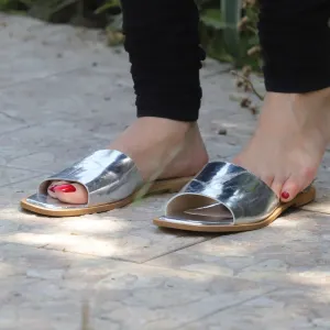 Sparkling Delight - Silver - Crinkle Finish Leather Slides