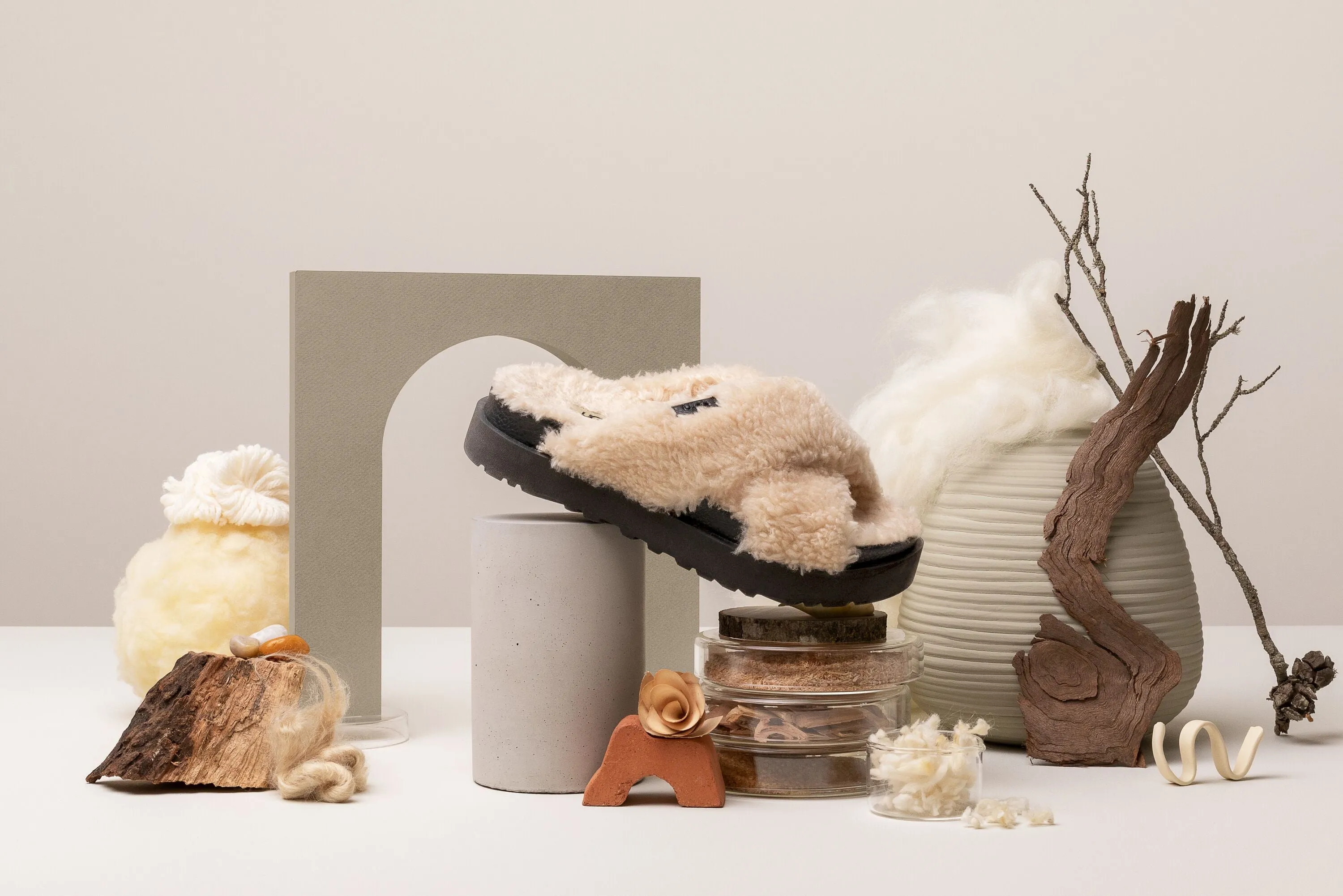 UGG Fuzz Sugar Cross