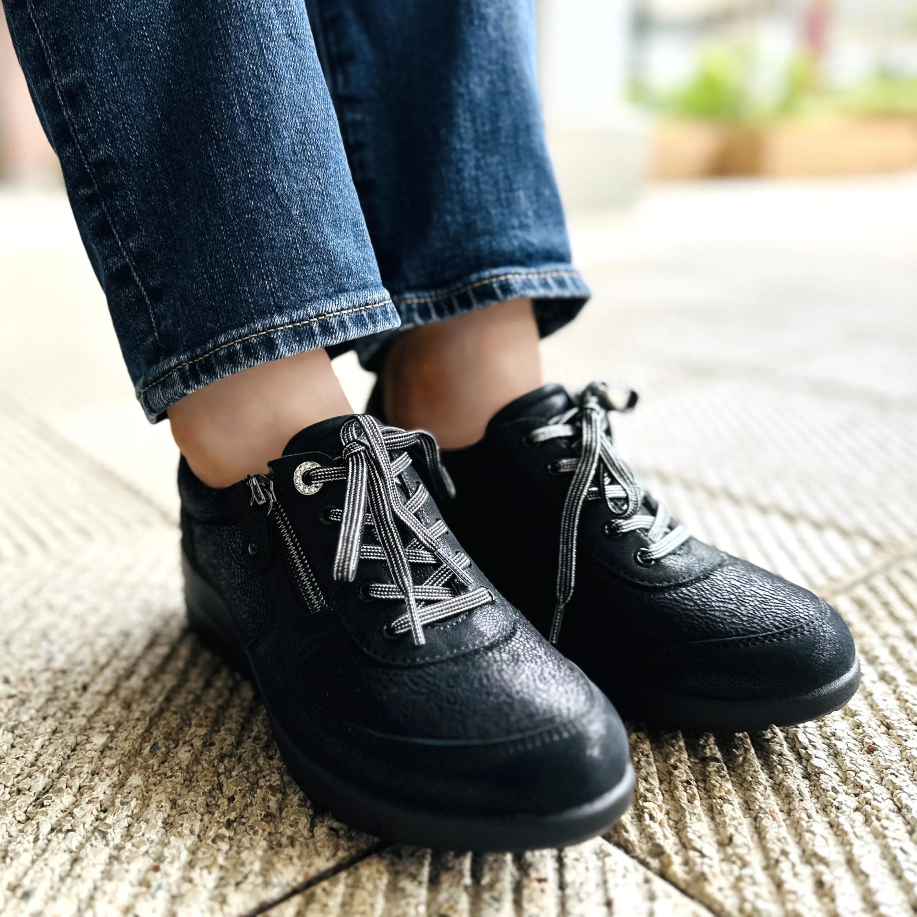 Ultra-Lightweight Women's Sneakers with New Material Super Stretch Fabric, Soft Cowhide Leather, and Swarovski Crystal Eyelets #FJ127
