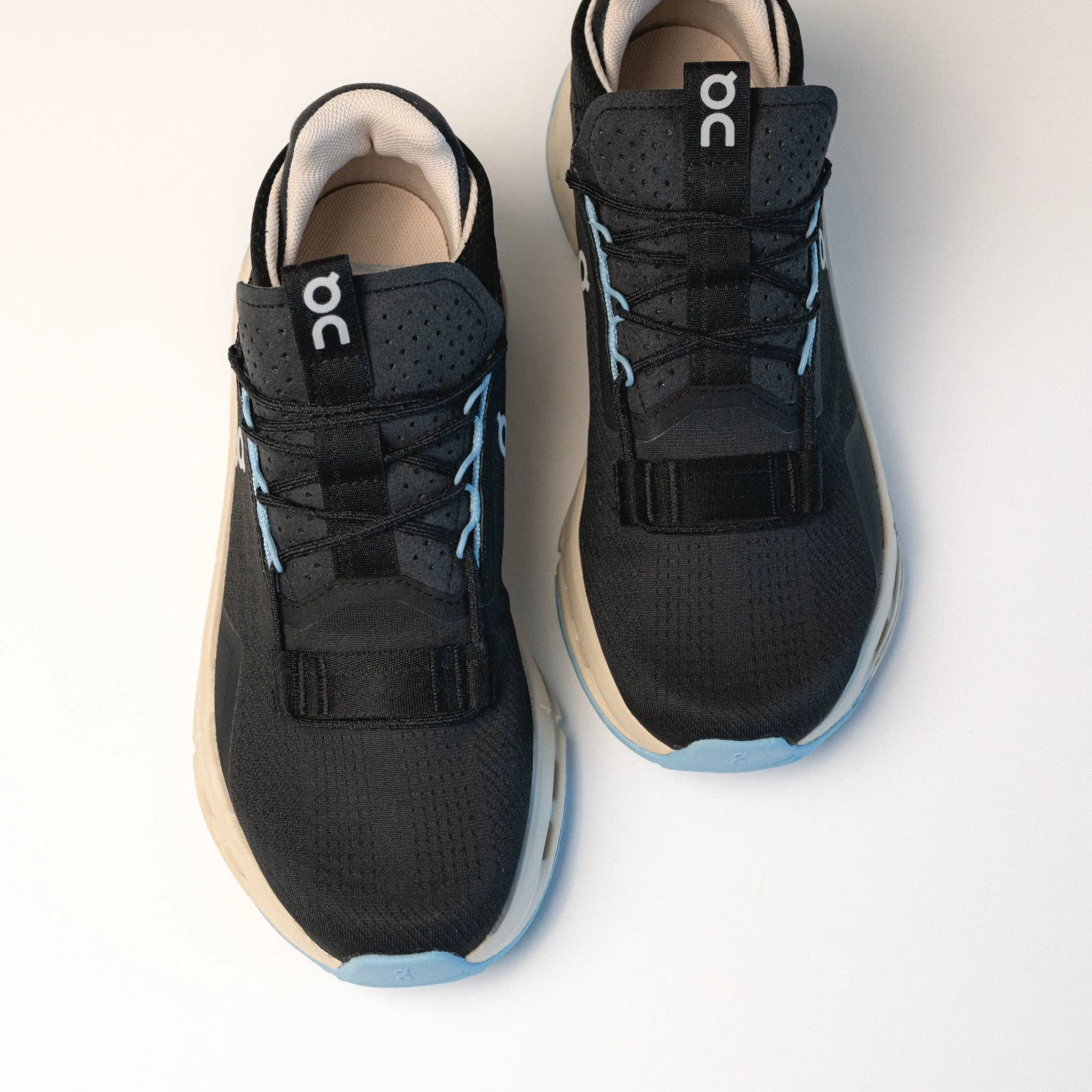 W-CLOUDNOVA 2 - BLACK - MESH